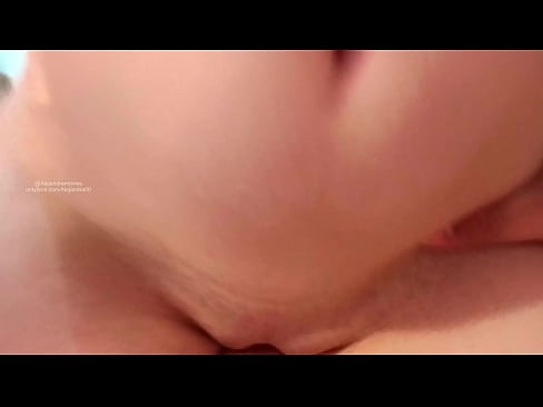 ❤️ Ablamın odasında uyuyorum ve ben böyle uyandım ❤❌ Sikiş videosu bizde ❌